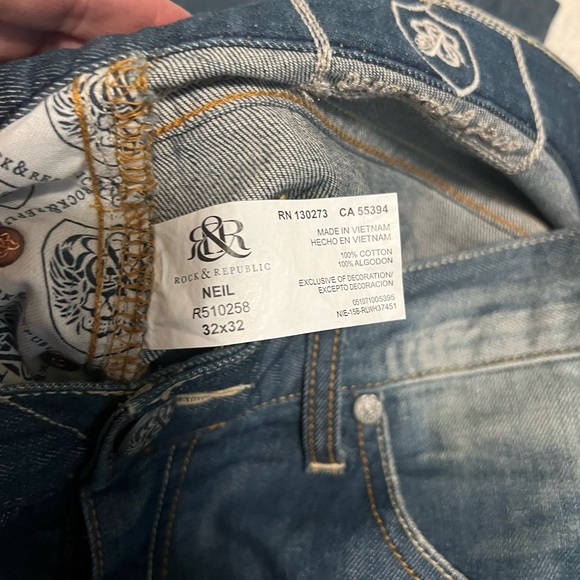 Rock & Republic men’s jeans! Trimmed inseam to 30 inches!!! Great quality! - Picture 5 of 7